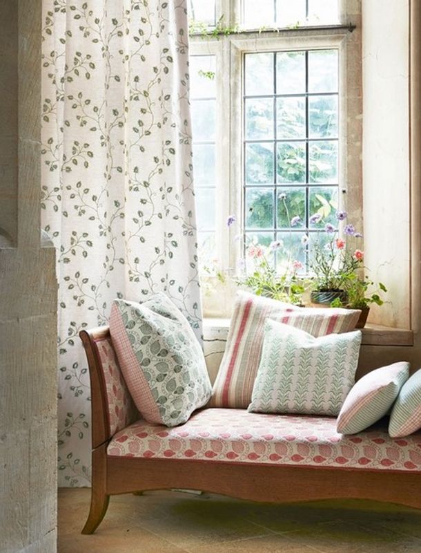 Ashmead by Colefax and Fowler F4759